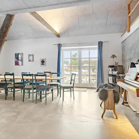 Gorgeous In With Sauna